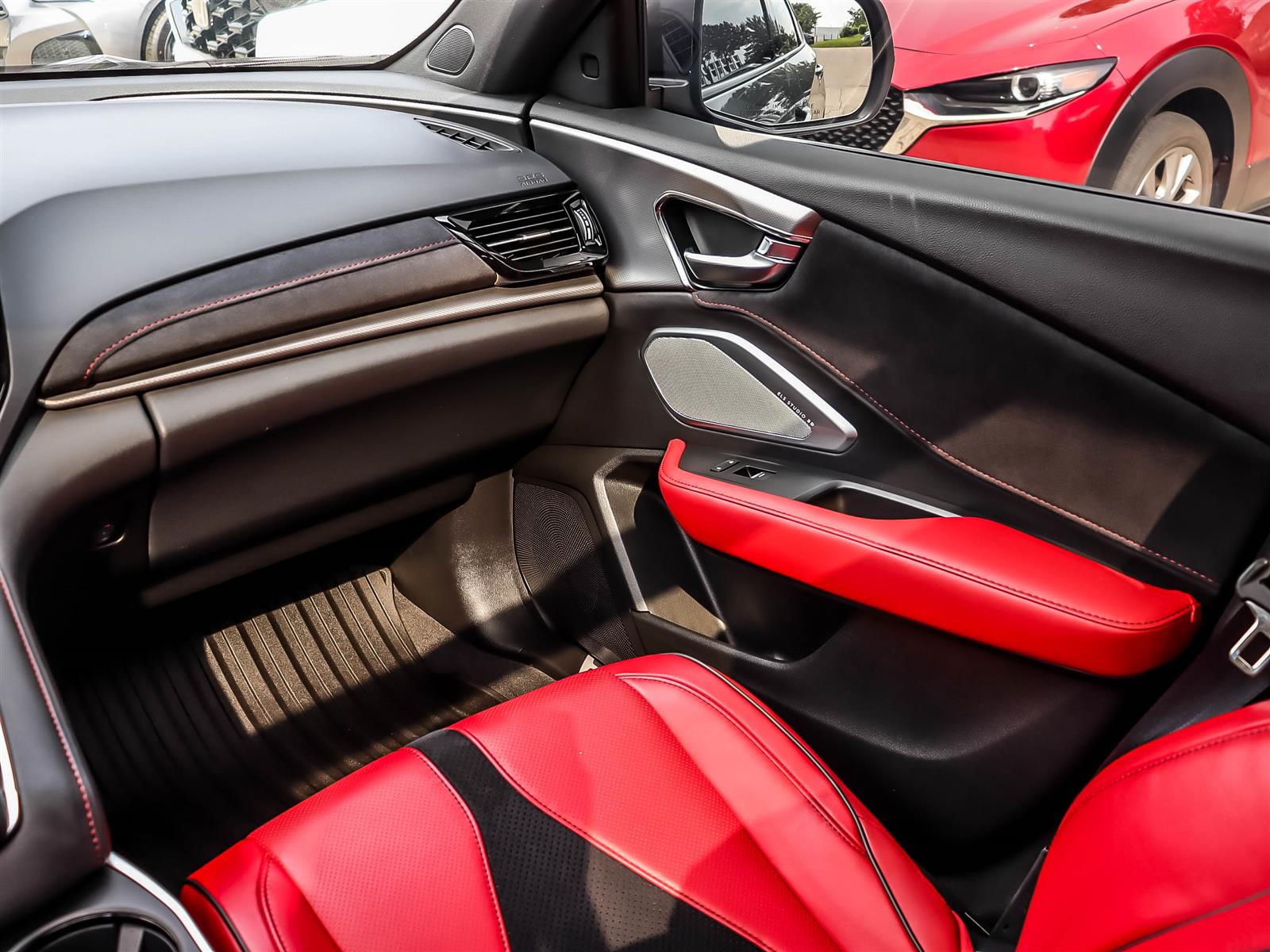 2025 Acura RDX A-Spec Package - Thumbnail 12