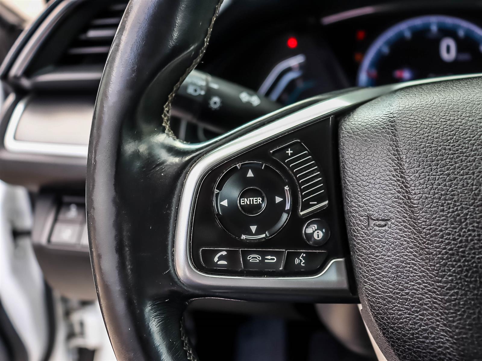 2018 Honda Civic SE - Thumbnail 26