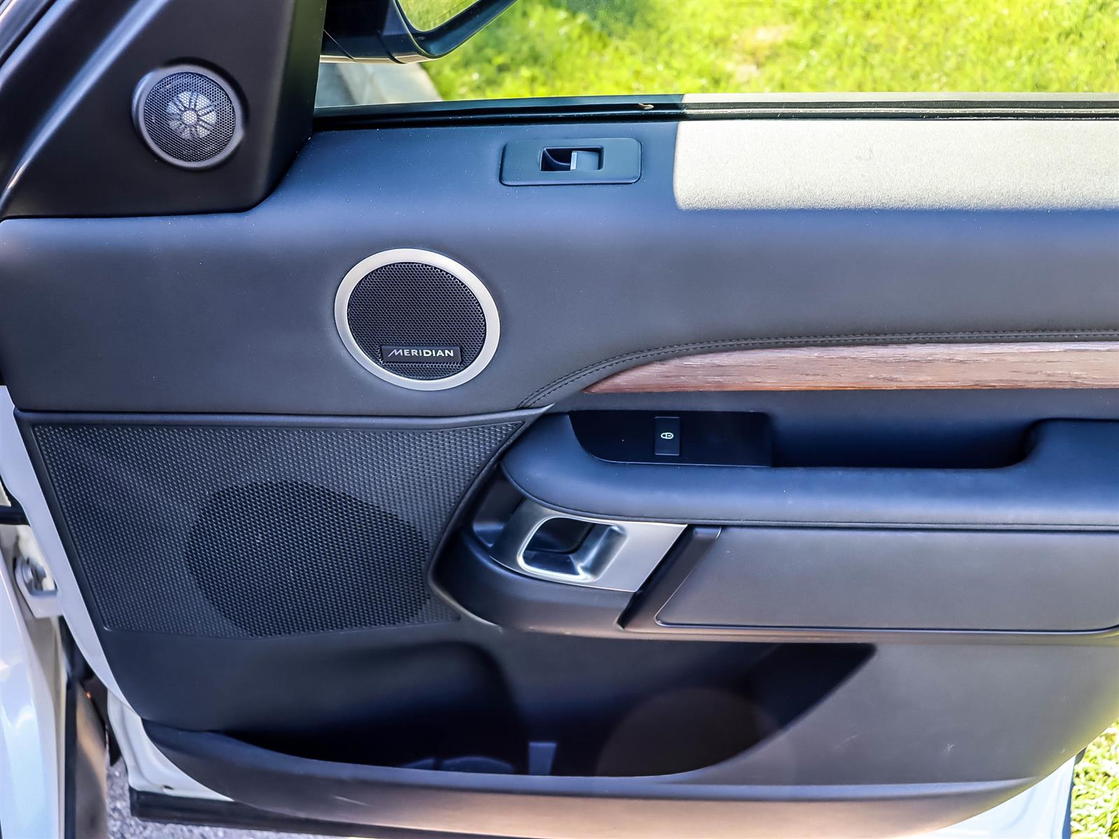 2019 Land Rover Discovery HSE - Thumbnail 13
