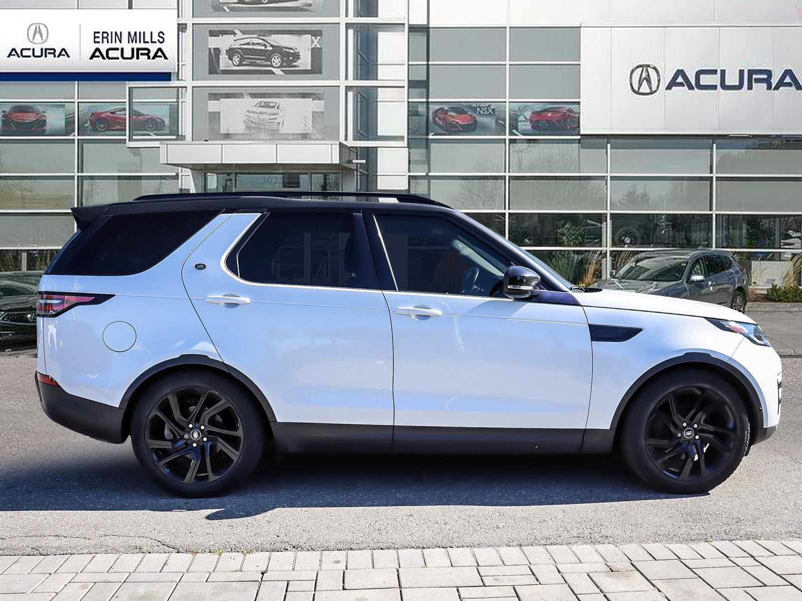 2019 Land Rover Discovery HSE - Thumbnail 3