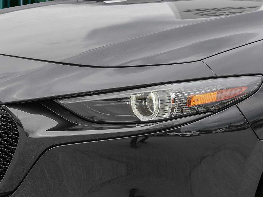 2025 Mazda Mazda3 GT - Thumbnail 10