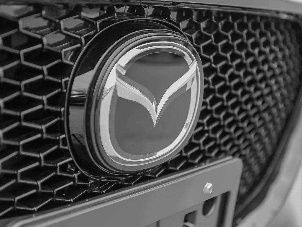 2025 Mazda Mazda3 GT - Thumbnail 9