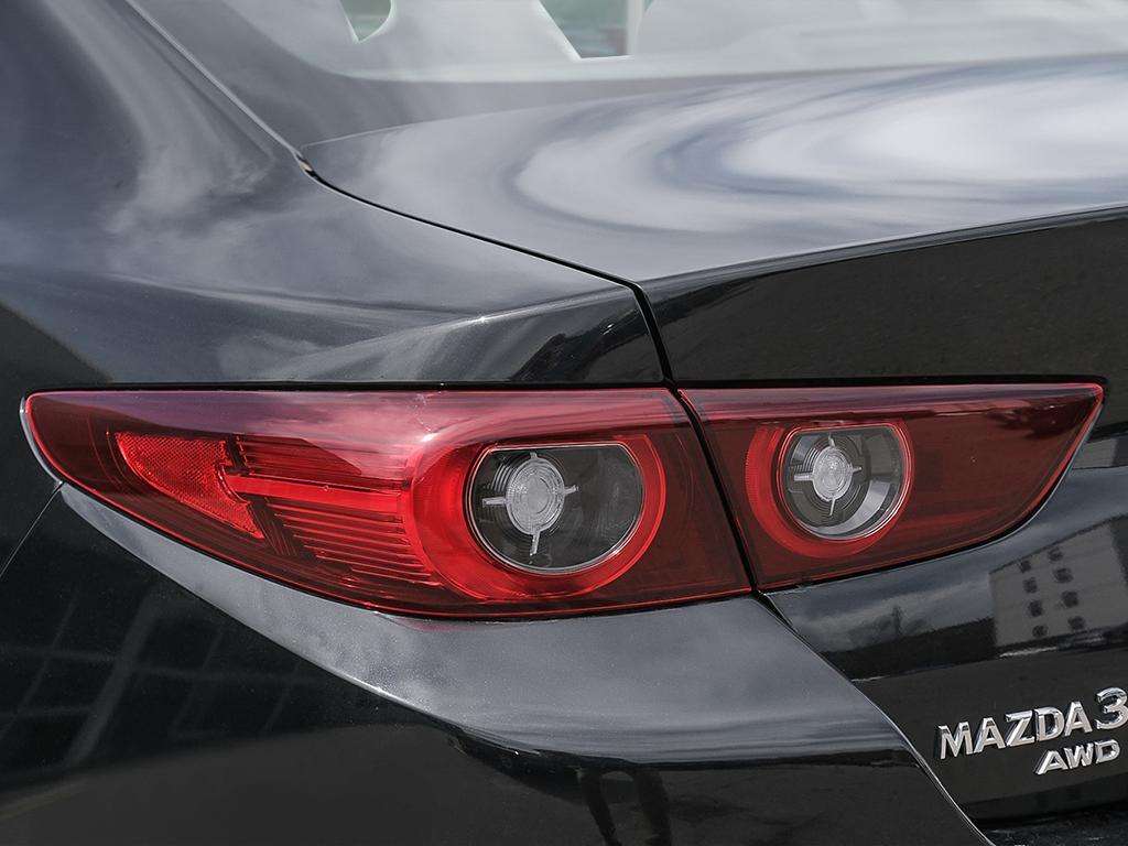 2026 Mazda Mazda3 GT - Thumbnail 11