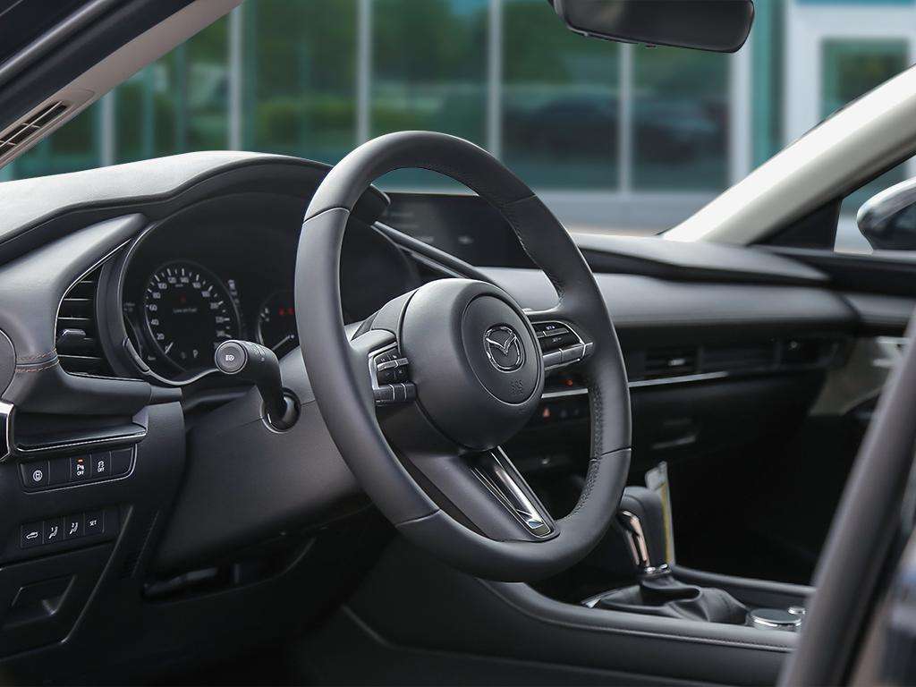 2026 Mazda Mazda3 GT - Thumbnail 12