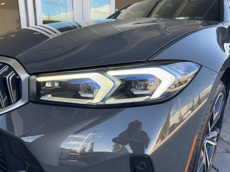 2023 BMW 330e xDrive Sedan - Thumbnail 8