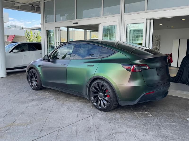 2021 Tesla Model Y Performance - Thumbnail 5