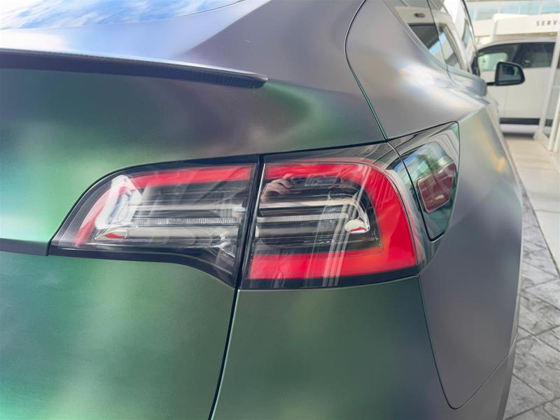 2021 Tesla Model Y Performance - Thumbnail 9