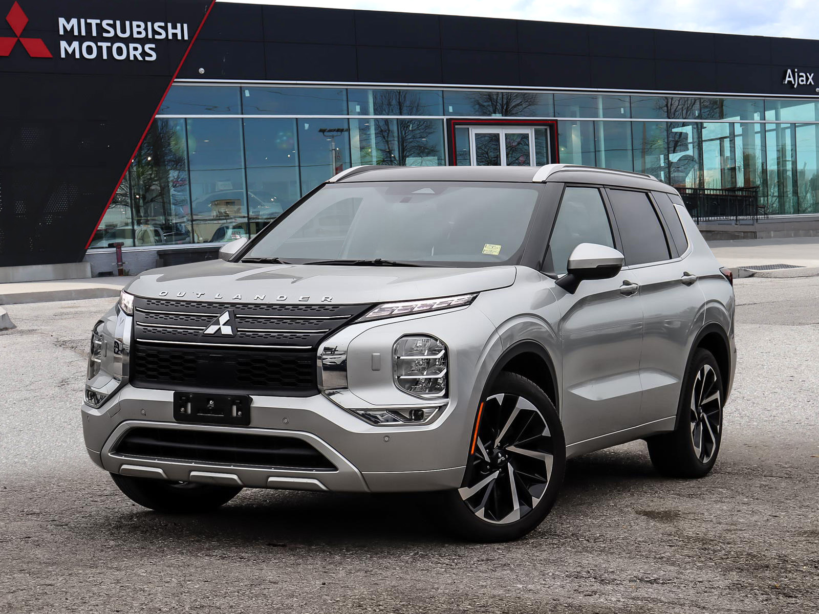 2024 Mitsubishi Outlander GT Premium S-AWC - Main View