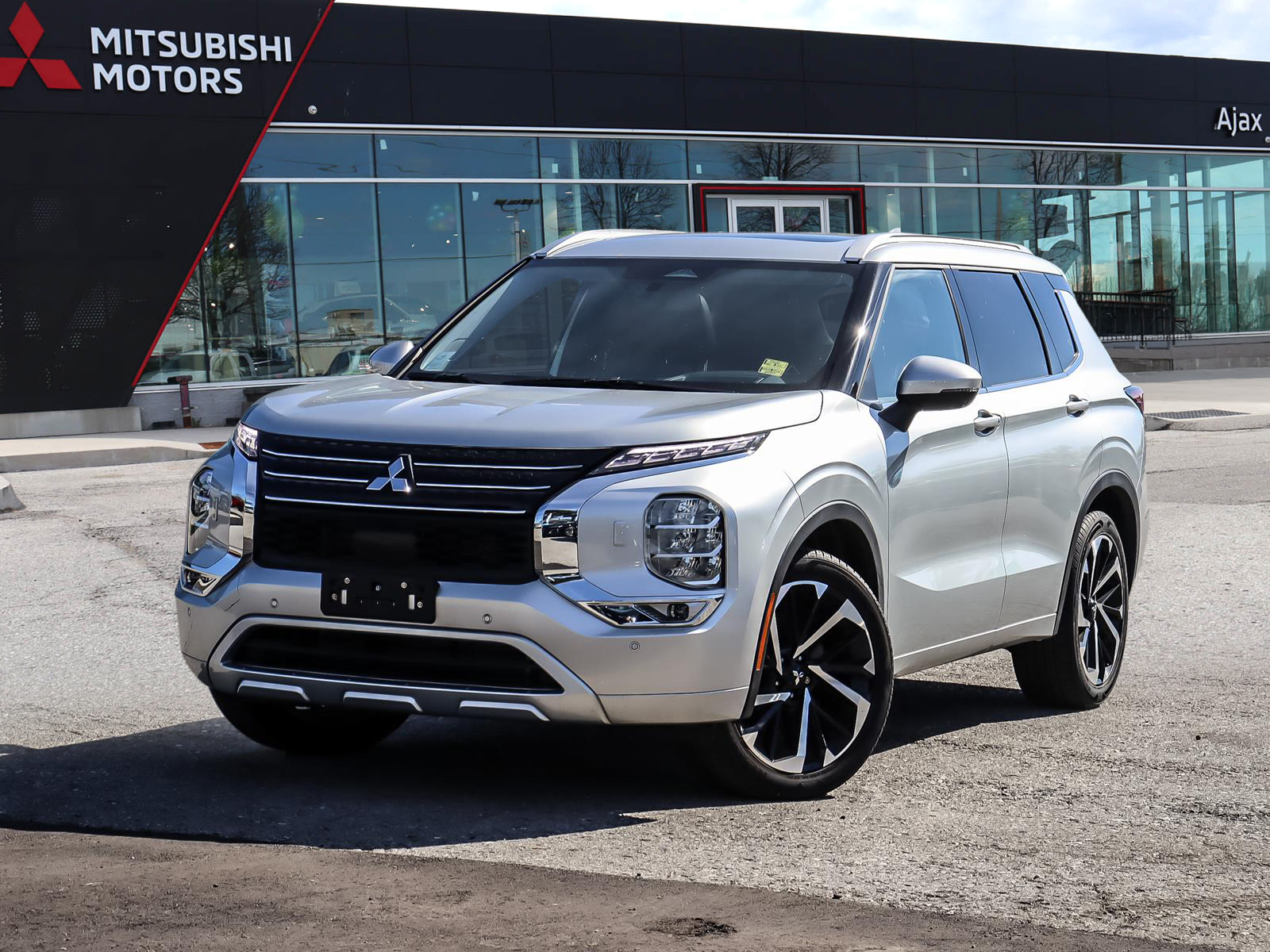 2024 Mitsubishi Outlander