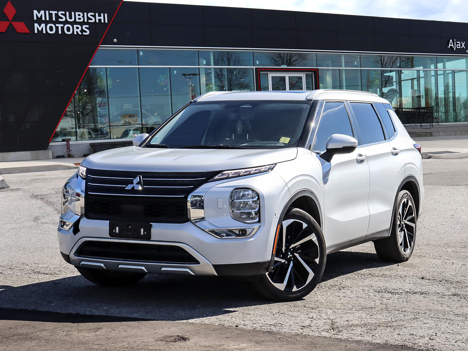 2024 Mitsubishi Outlander
