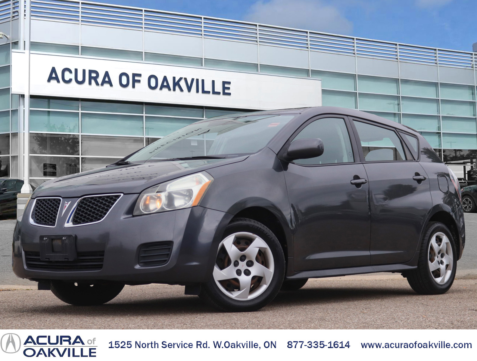 Gray 2009 Pontiac Vibe Hatchback Front-Wheel Drive Automatic