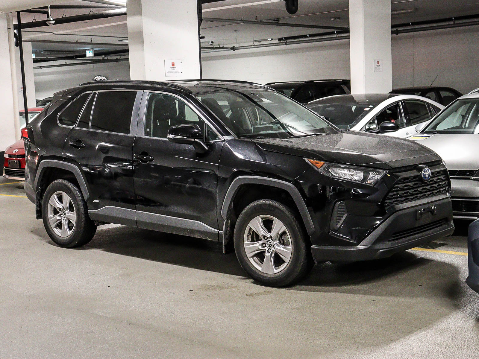 2023 Toyota RAV4 Hybrid LE AWD - Main View