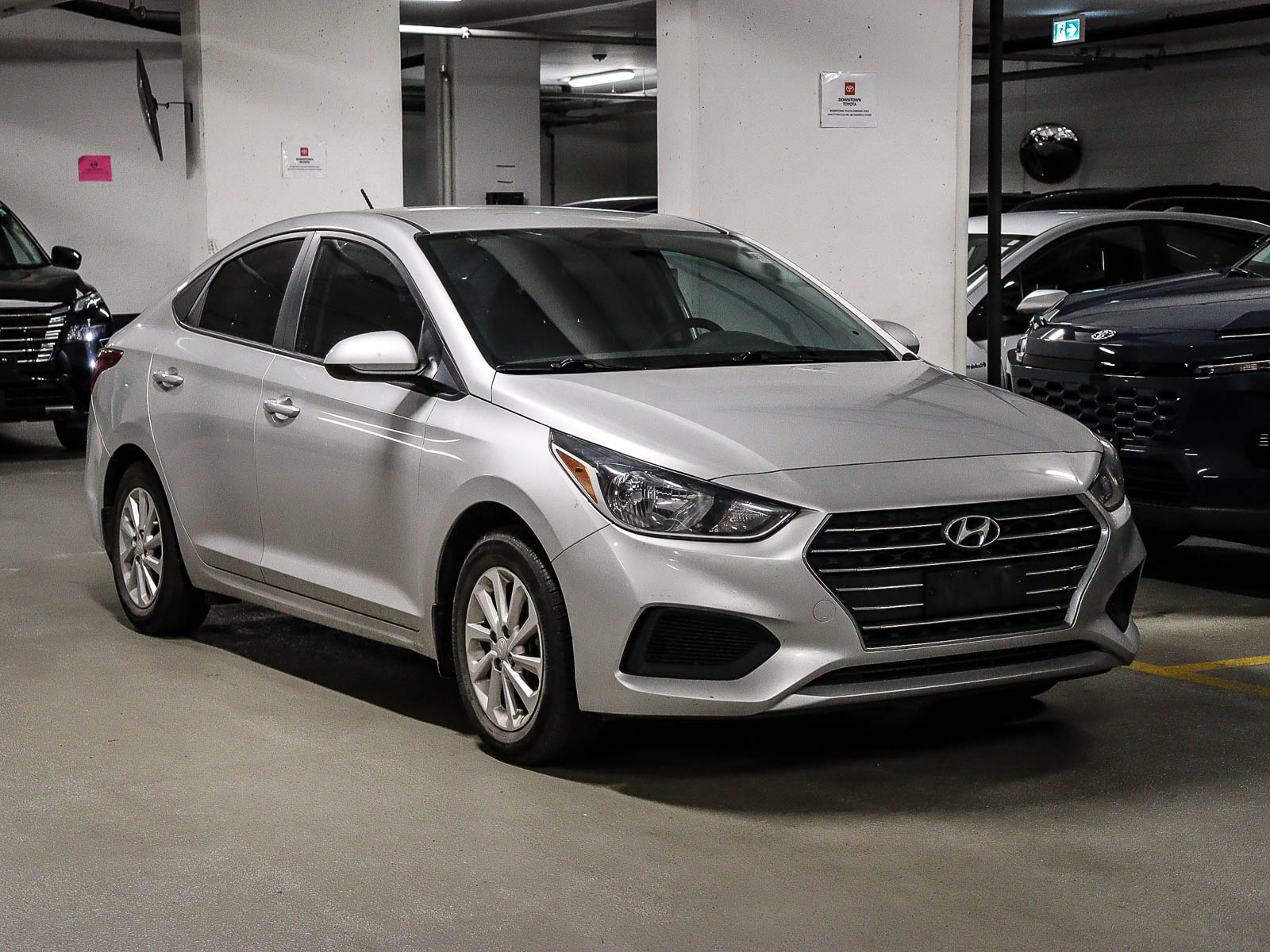 2019 Hyundai Accent 4 Door Preferred Auto - Main View