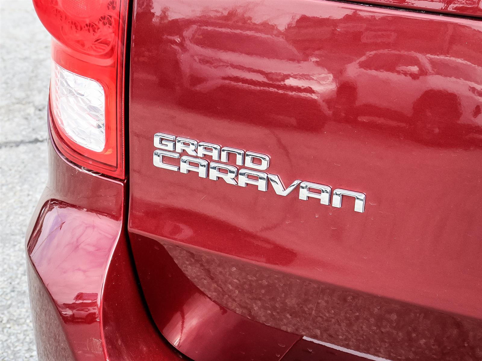 used 2018 Dodge Grand Caravan car