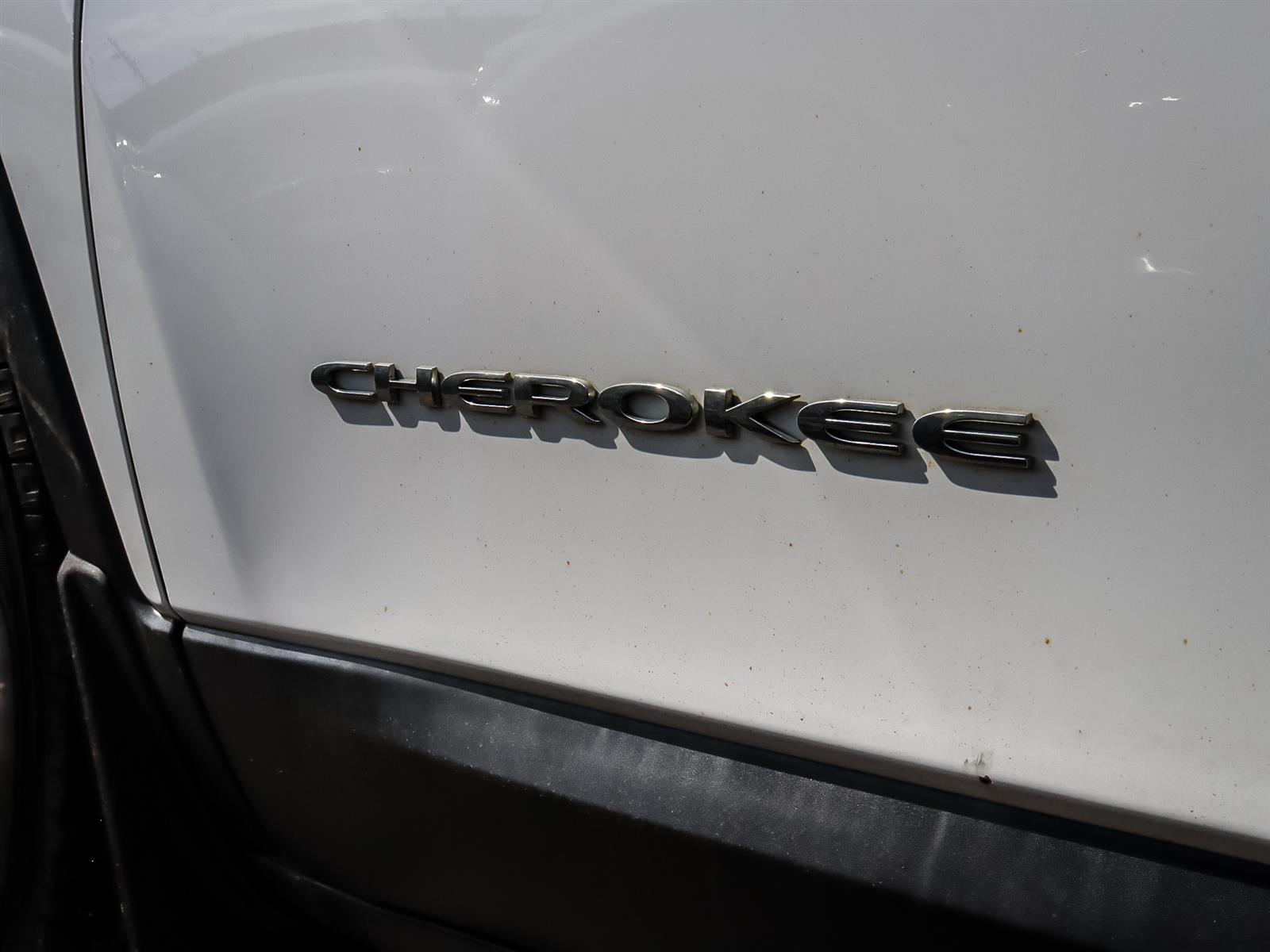 used 2016 Jeep Cherokee car