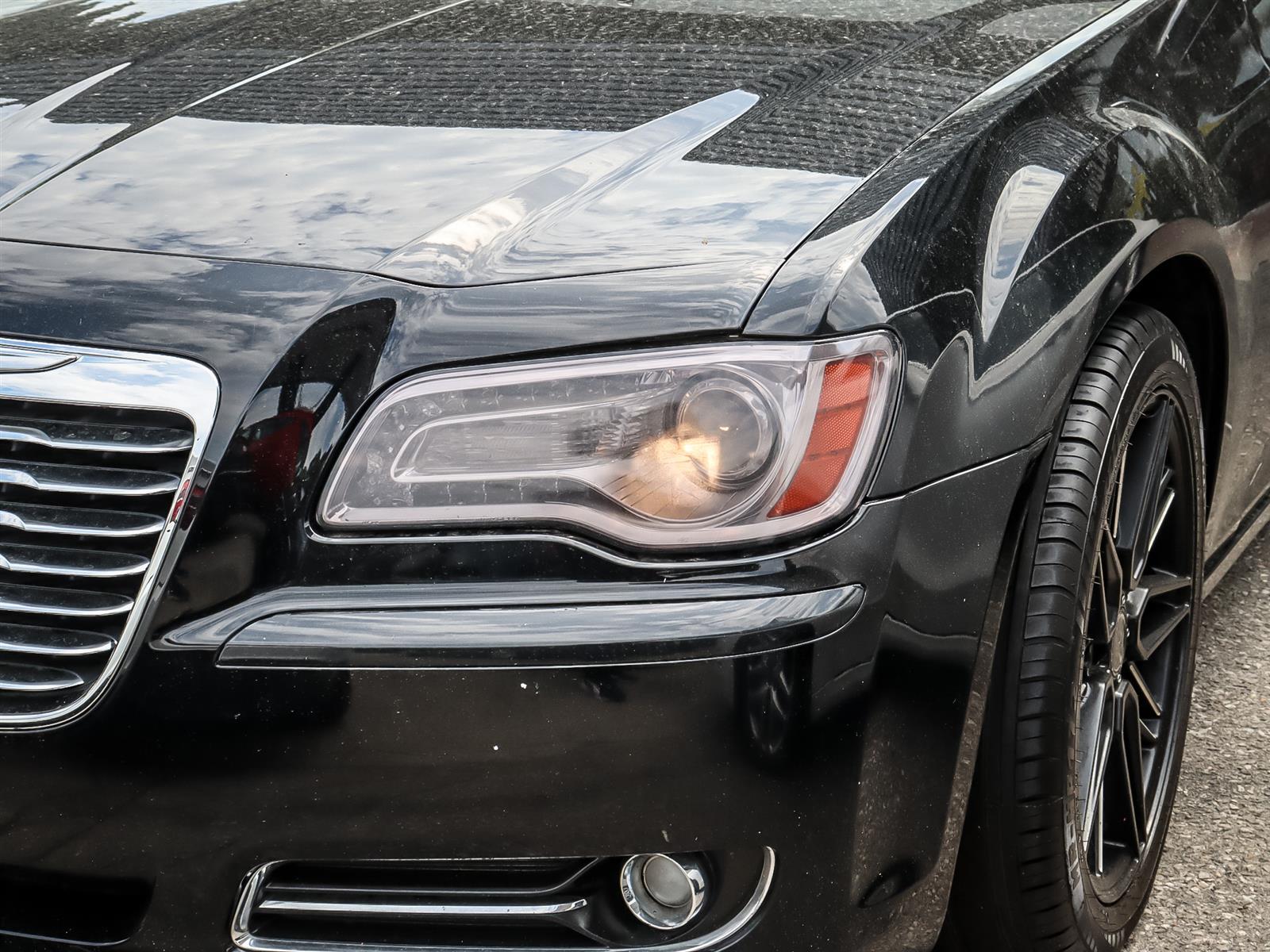 used 2013 Chrysler 300 car