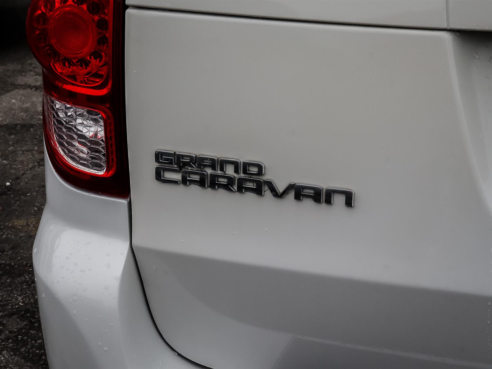 used 2013 Dodge Grand Caravan car