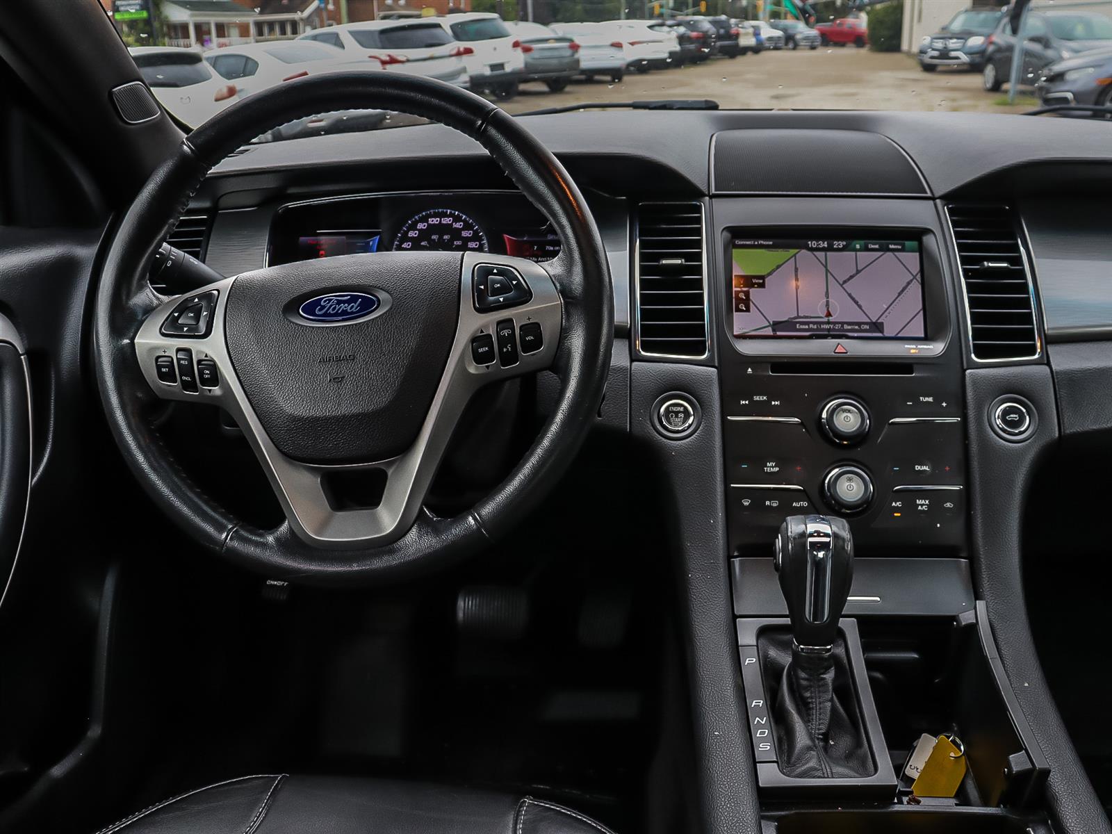 used 2013 Ford Taurus car