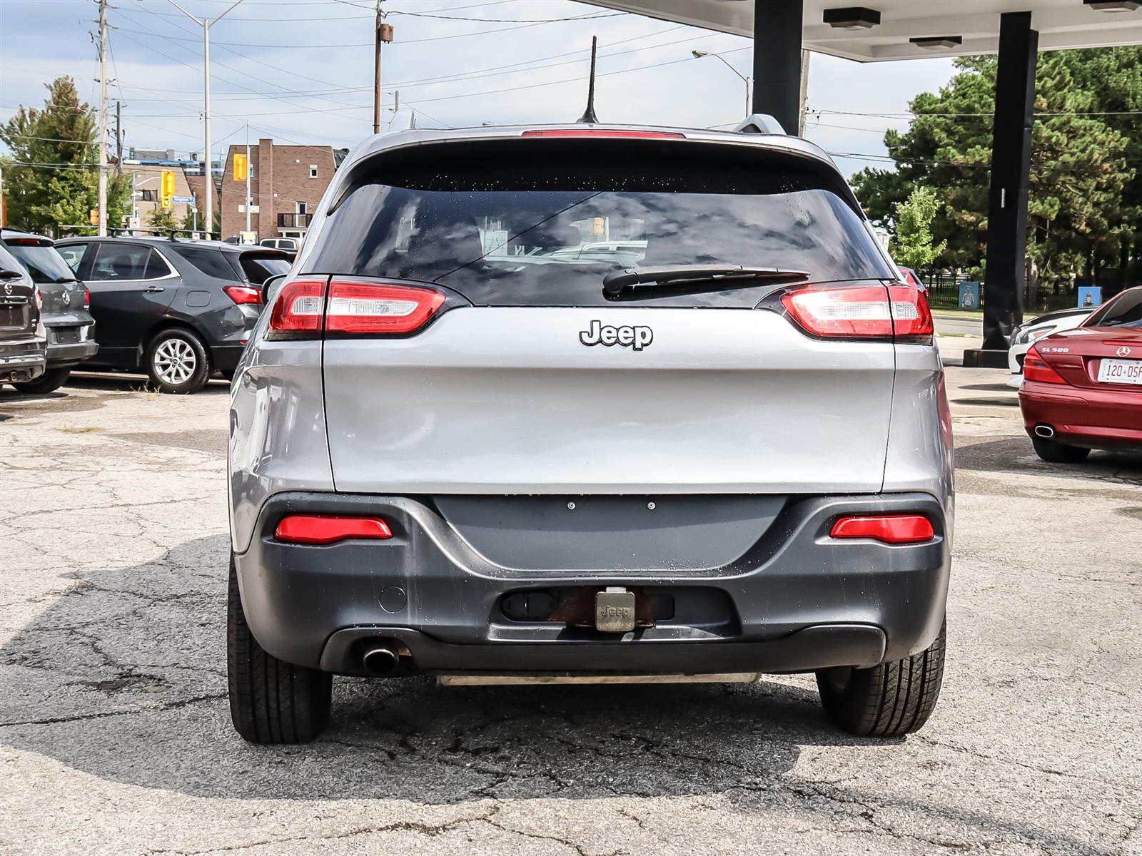 used 2015 Jeep Cherokee car