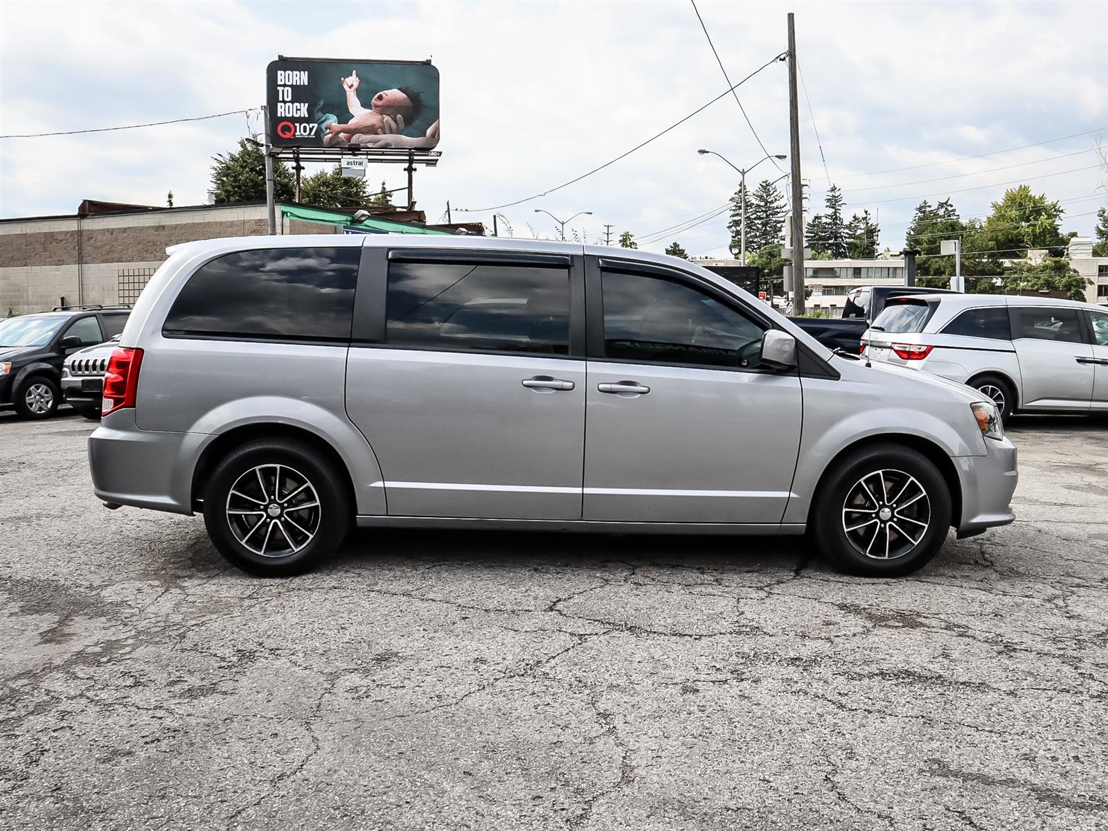 used 2018 Dodge Grand Caravan car