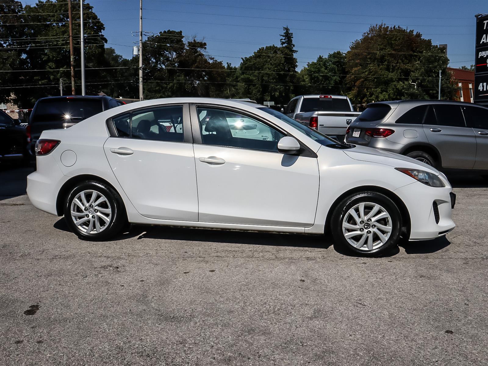 used 2013 Mazda Mazda3 car