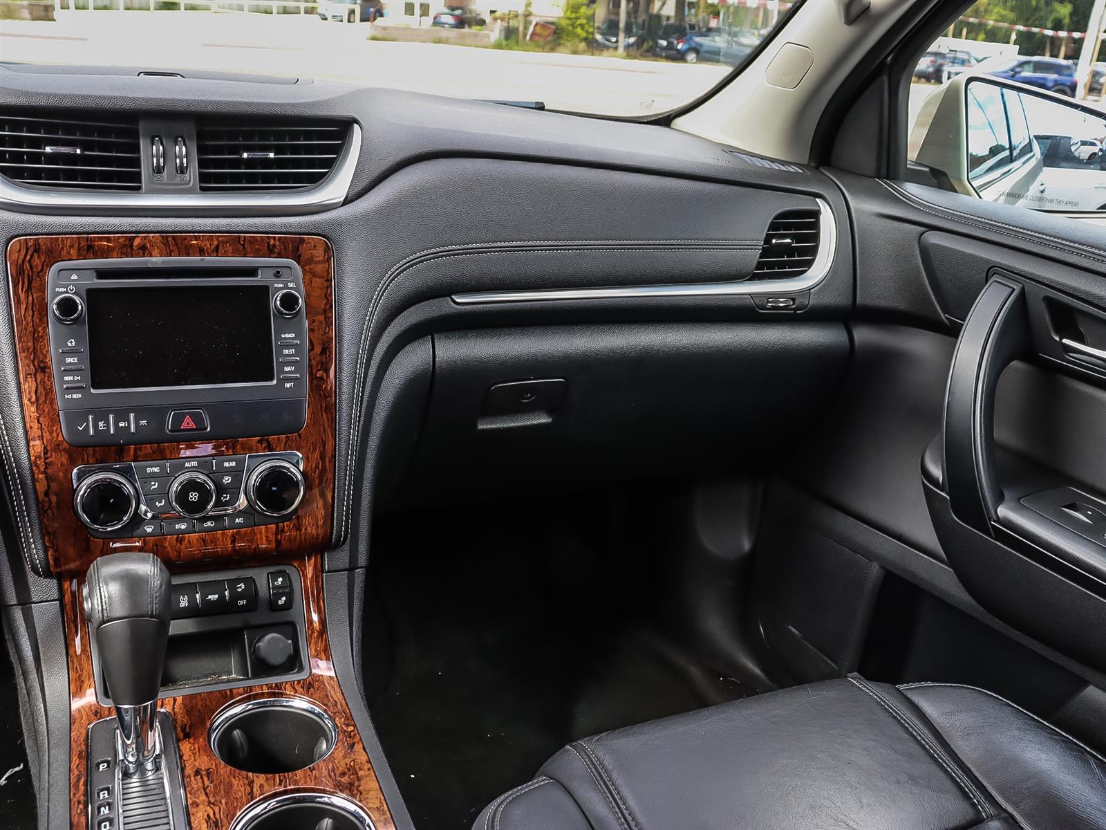 used 2014 Chevrolet Traverse car