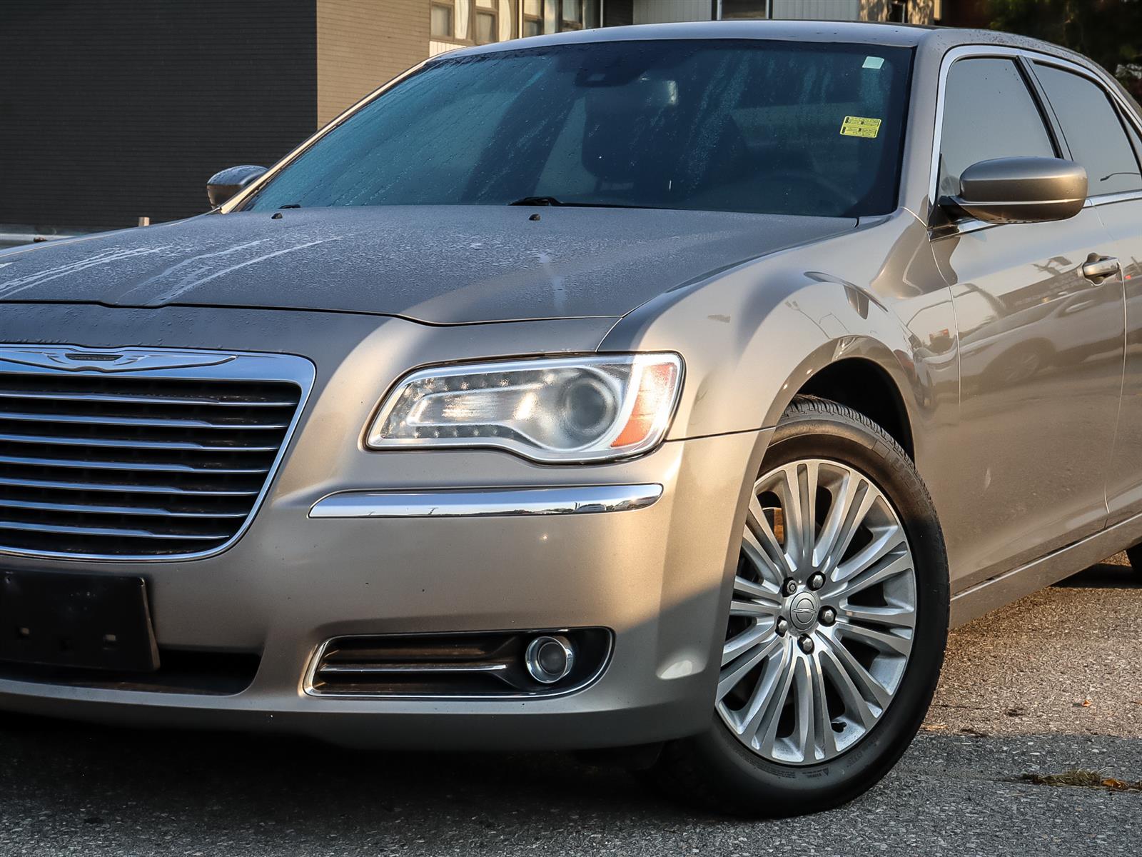 used 2014 Chrysler 300 car