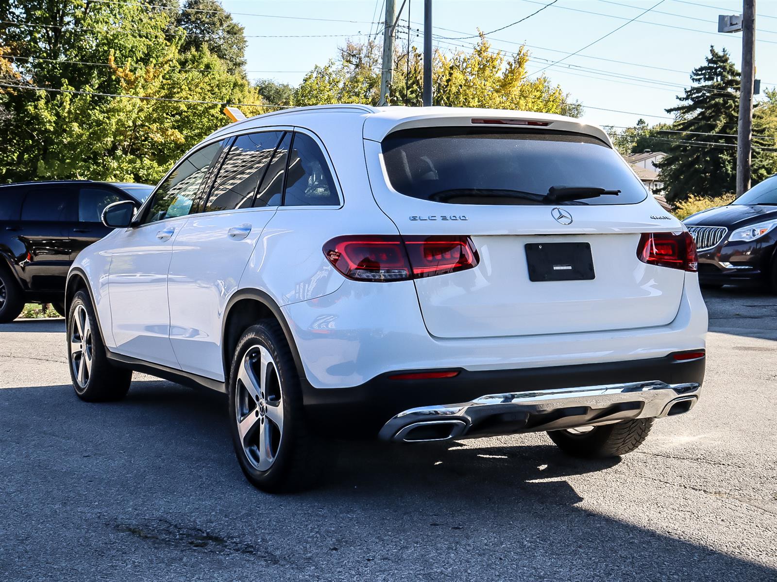 used 2021 Mercedes-Benz GLC 300 car