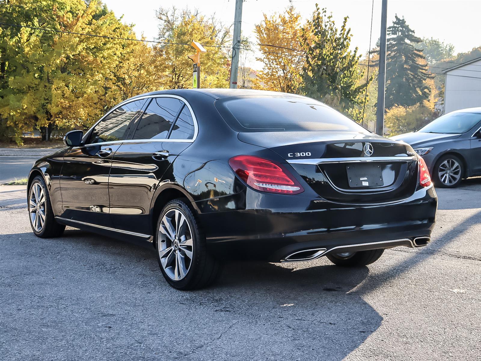 used 2018 Mercedes-Benz C300 car