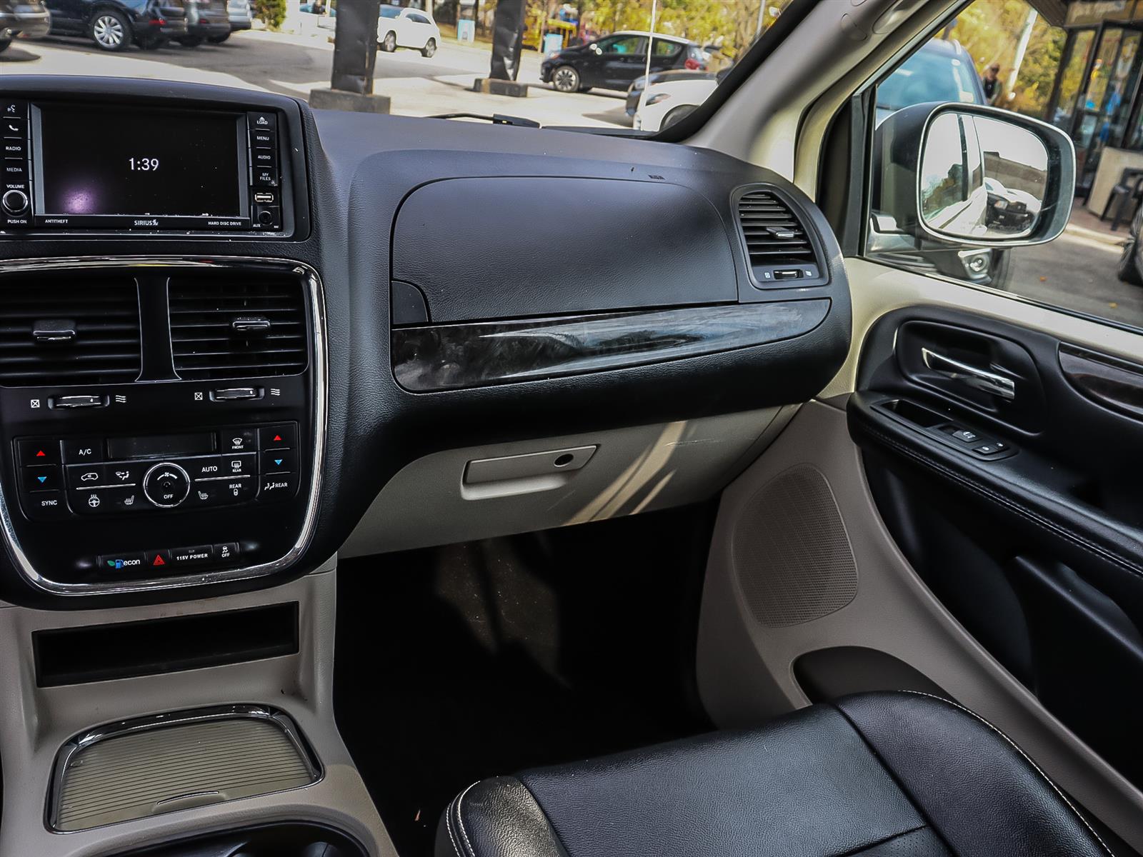 used 2017 Dodge Grand Caravan car