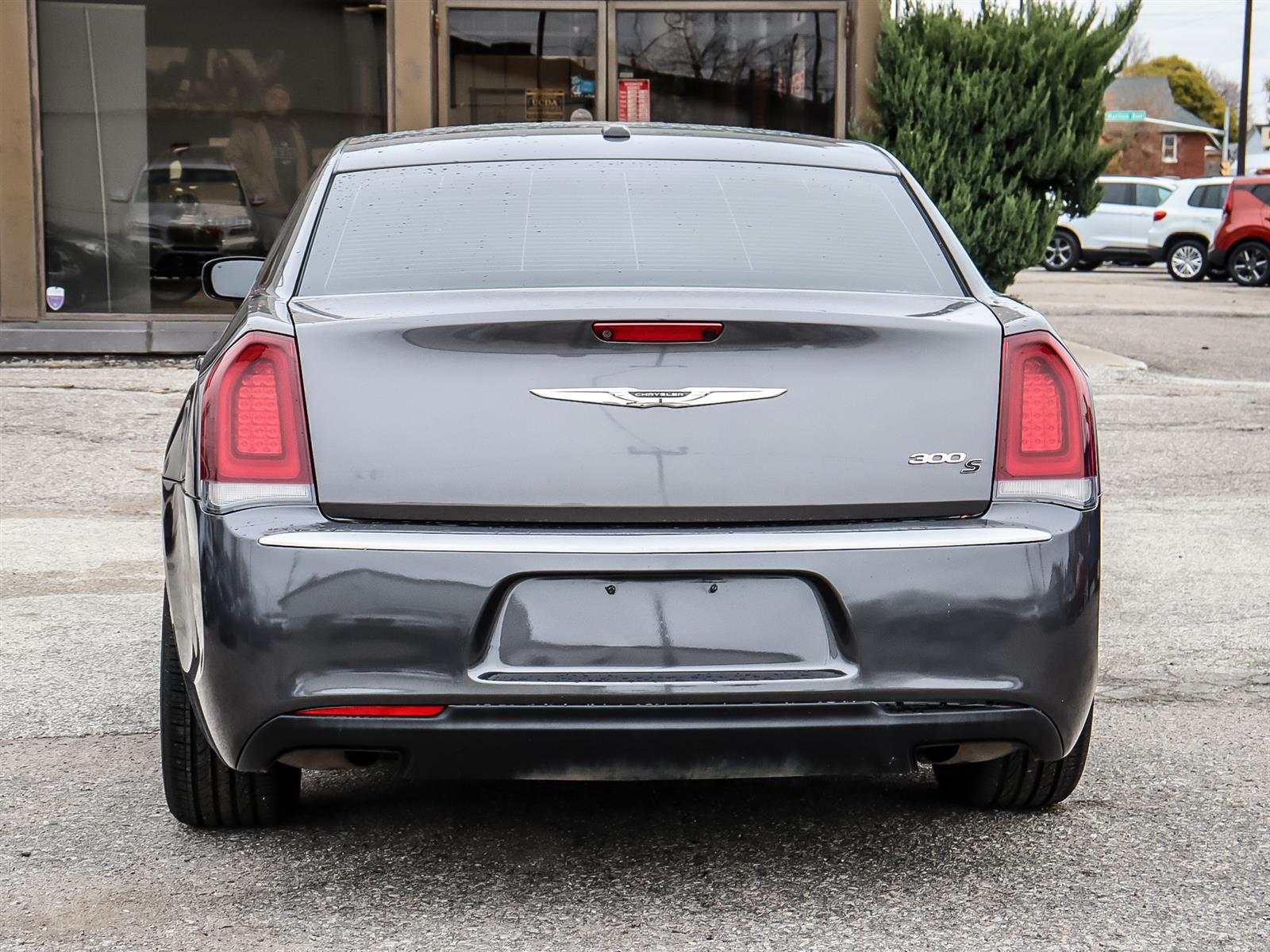 used 2015 Chrysler 300 car