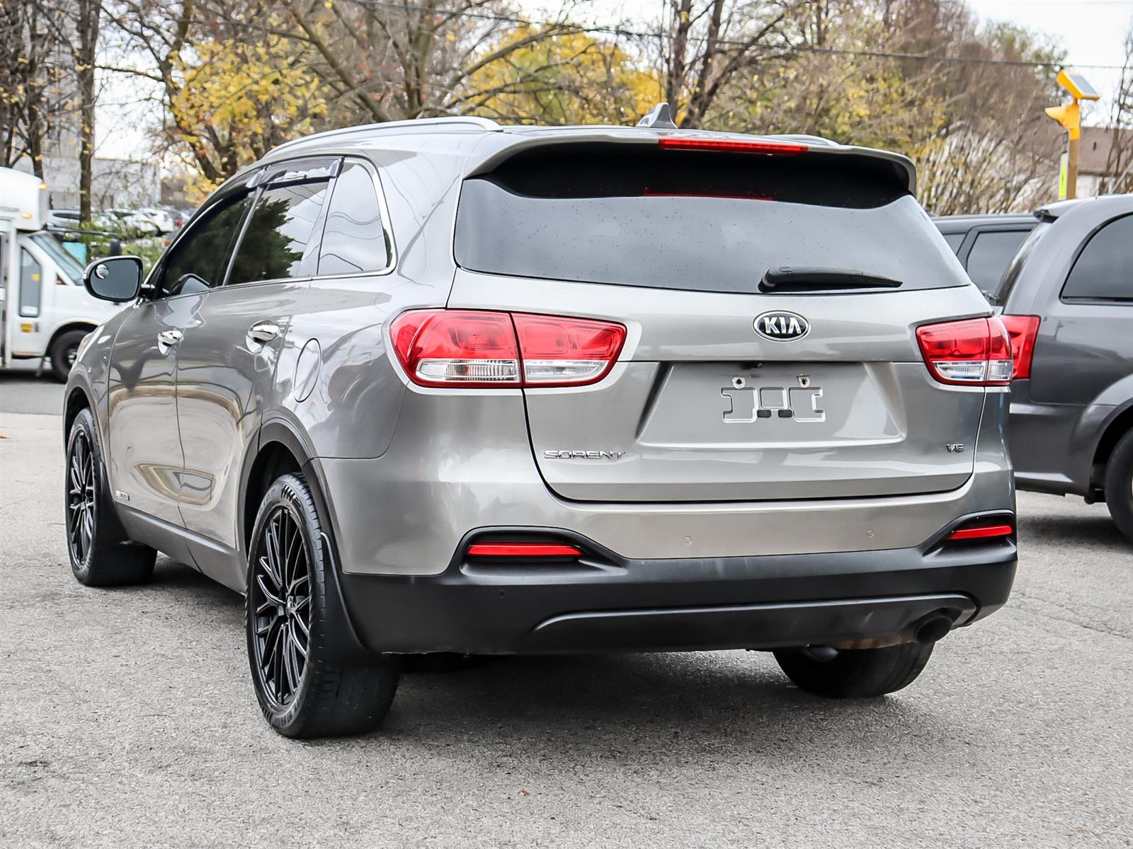 used 2017 Kia Sorento car