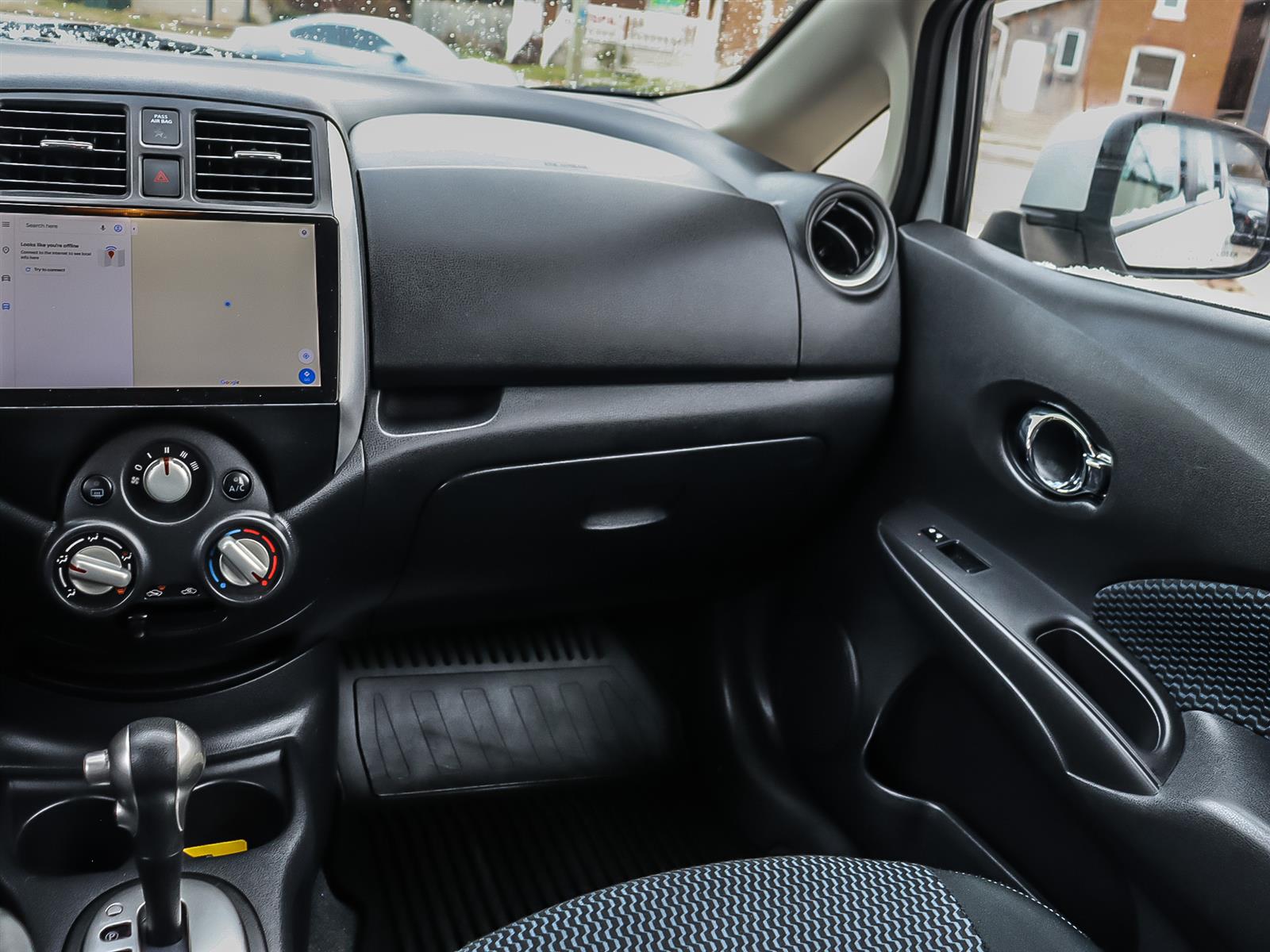 used 2014 Nissan Versa car