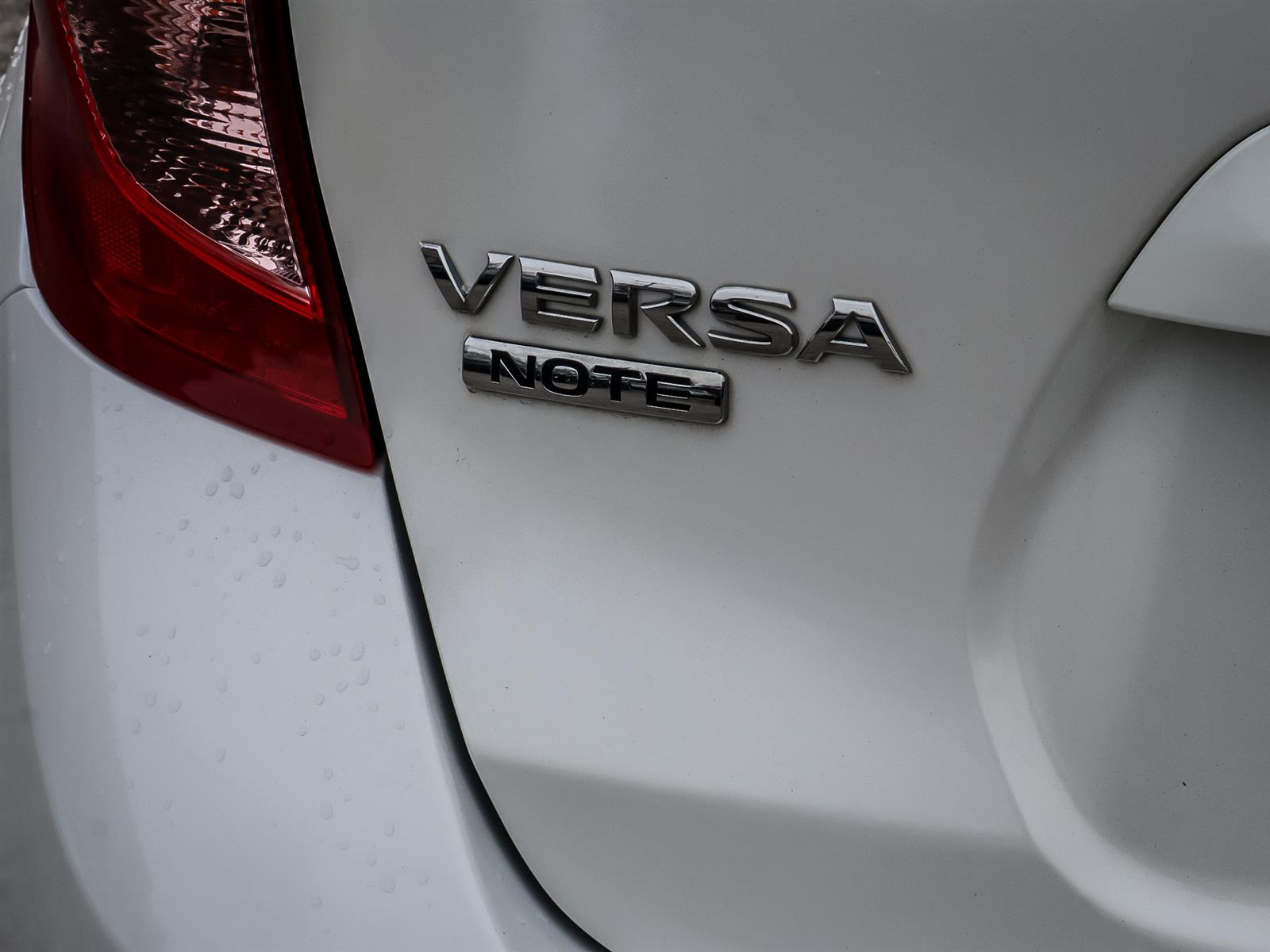 used 2014 Nissan Versa car