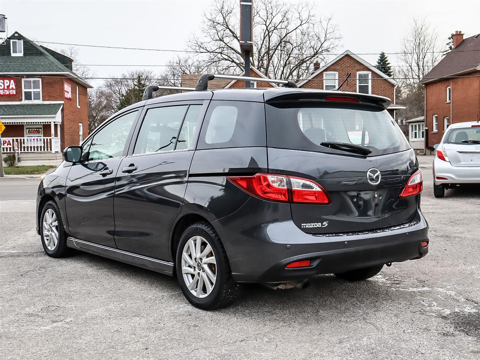 used 2017 Mazda Mazda5 car