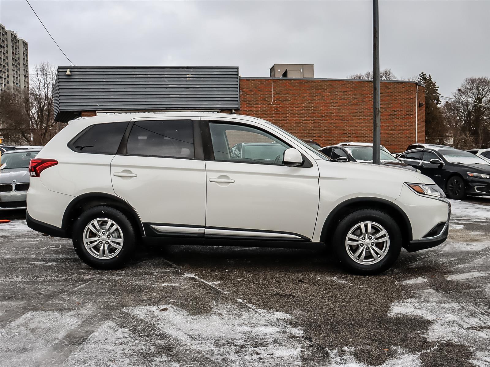 used 2019 Mitsubishi Outlander car