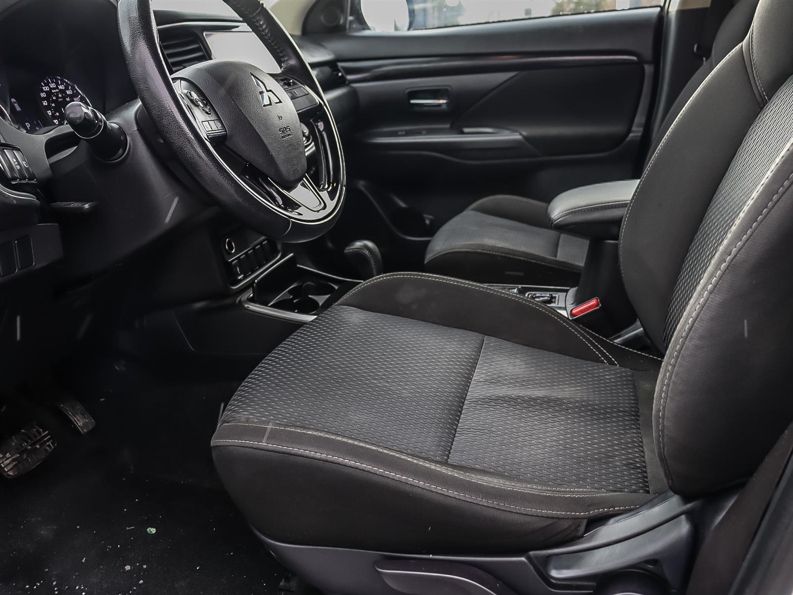 used 2019 Mitsubishi Outlander car