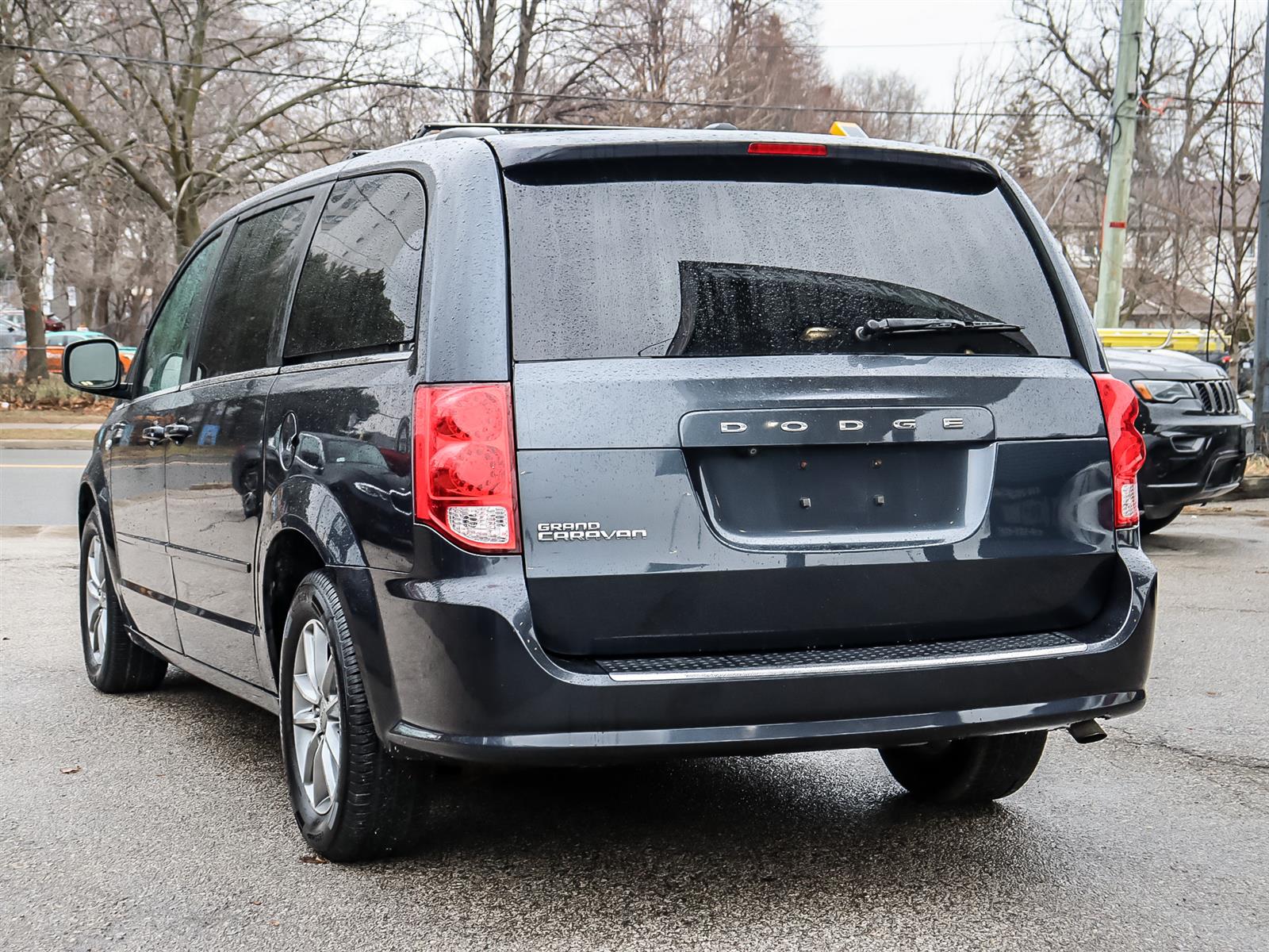 used 2014 Dodge Grand Caravan car