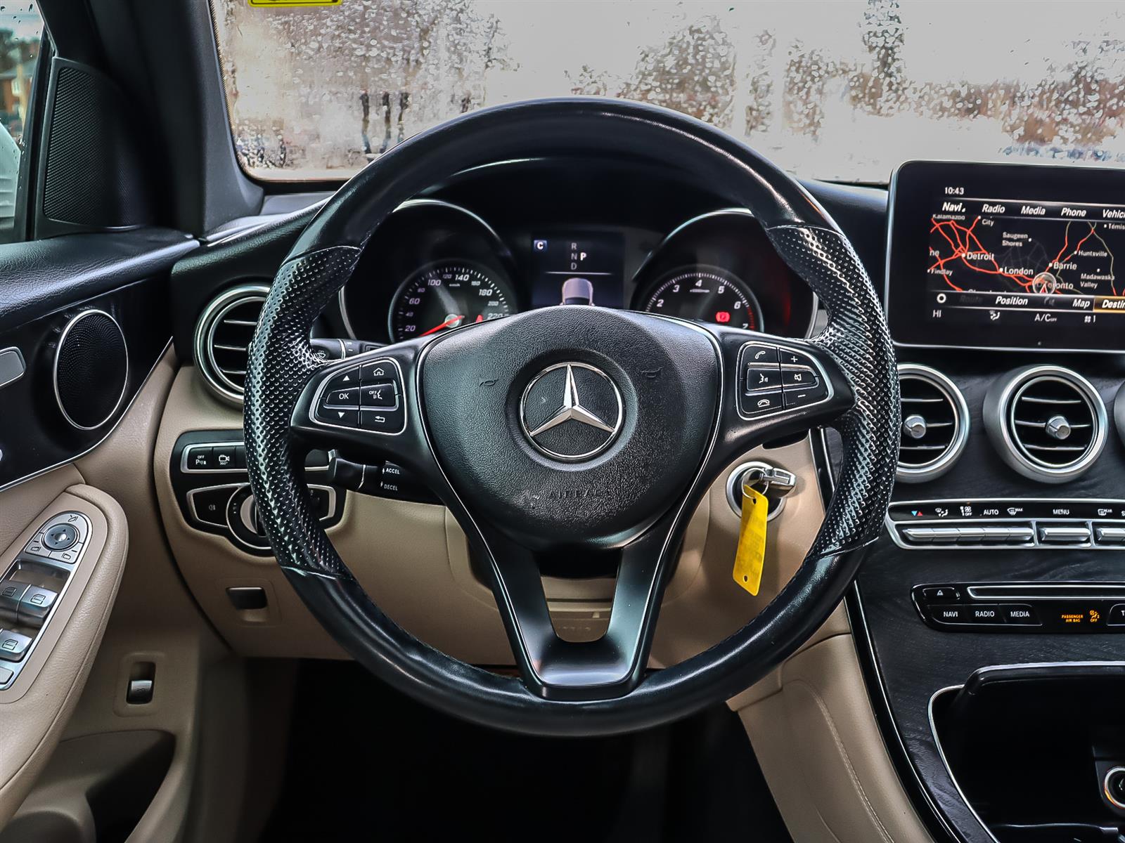 used 2019 Mercedes-Benz GLC 300 car