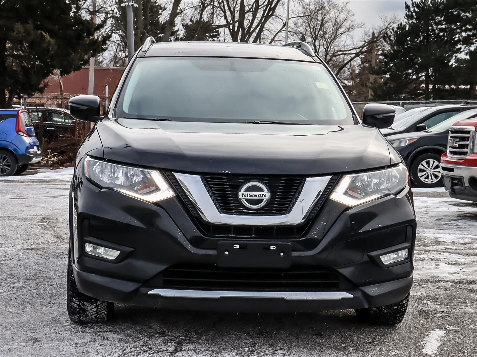 used 2018 Nissan Rogue car