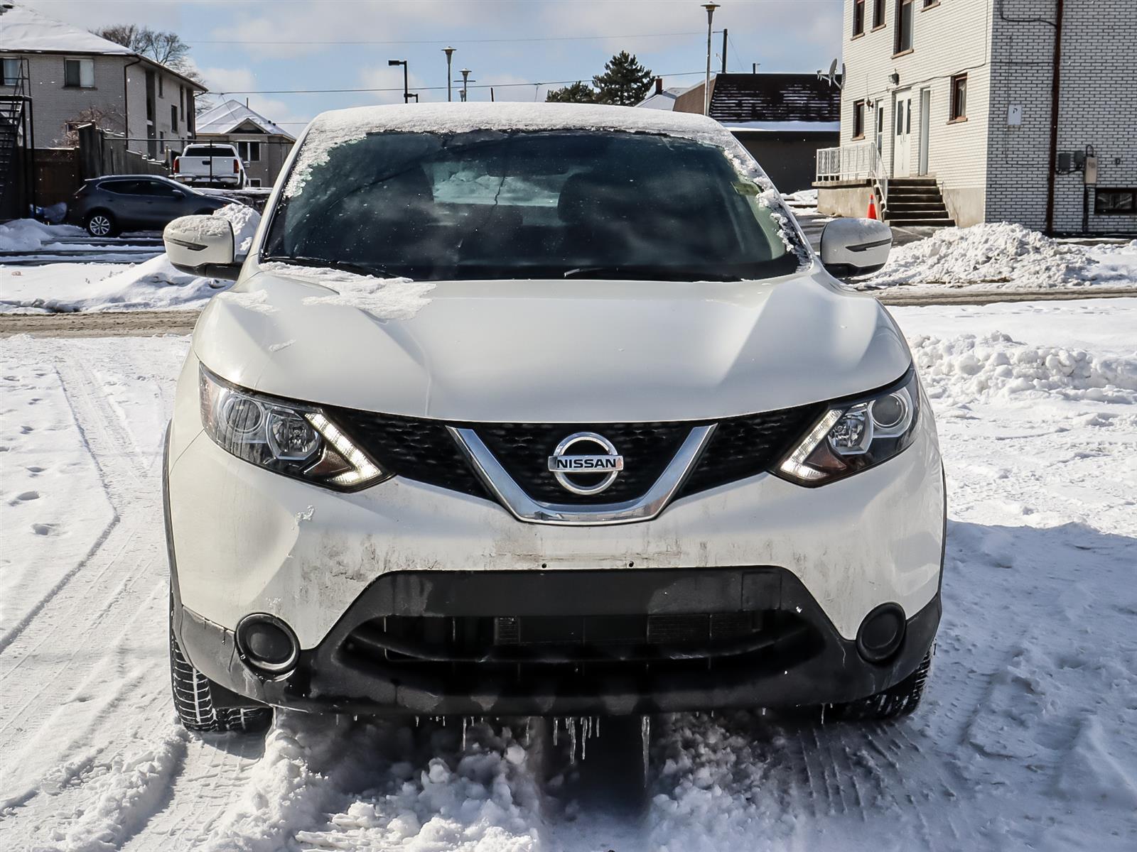 used 2017 Nissan Qashqai car