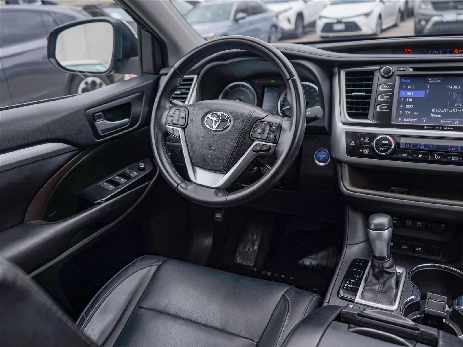 used 2018 Toyota Highlander car, priced at $33,495