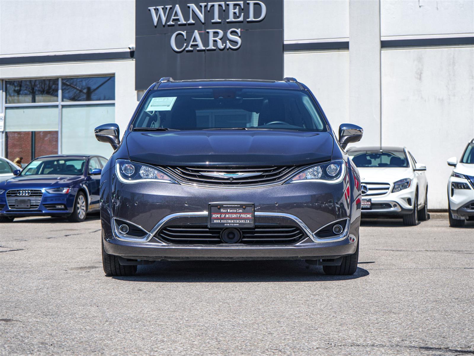 used 2018 Chrysler Pacifica Hybrid car, priced at $32,965