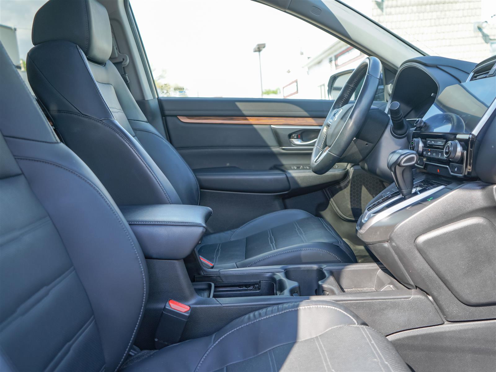 used 2019 Honda CR-V car, priced at $27,962