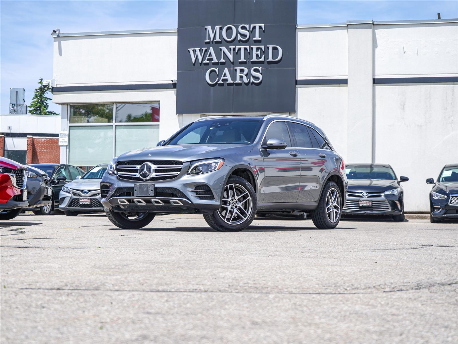 used 2019 Mercedes-Benz GLC 300 car, priced at $32,465