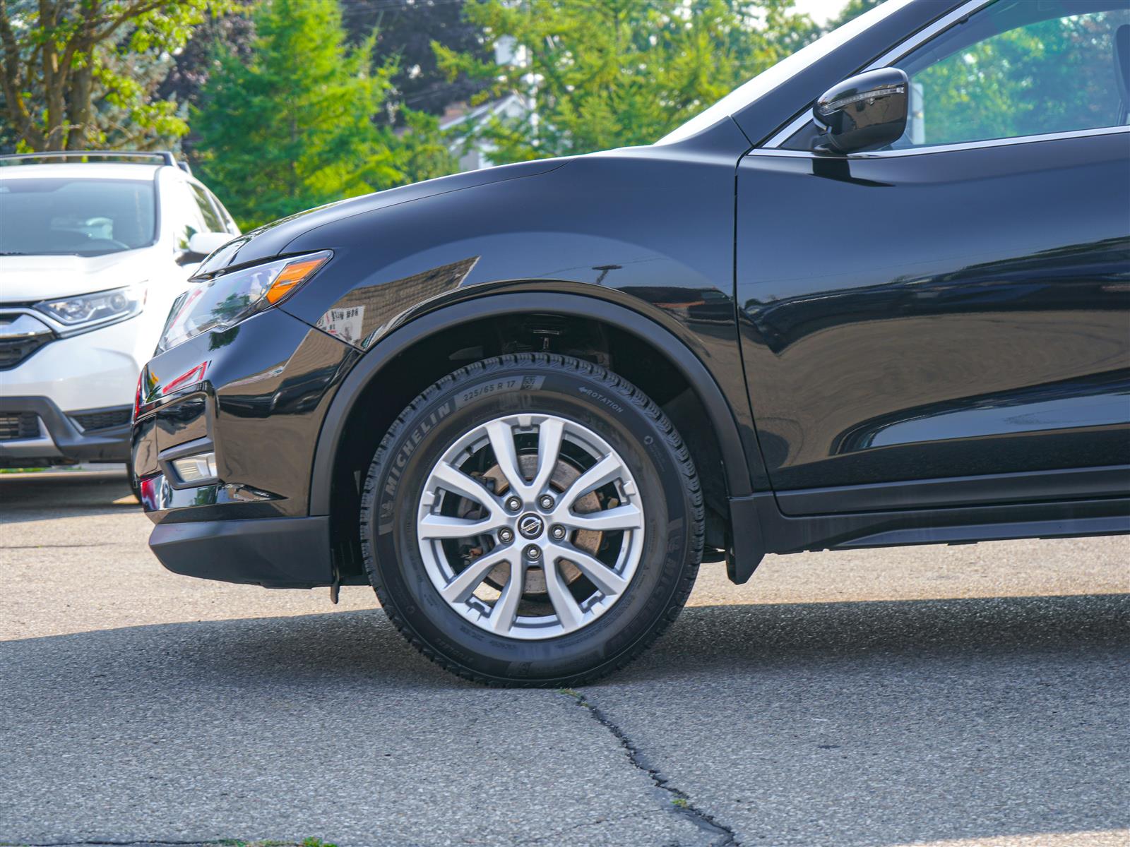 used 2020 Nissan Rogue car, priced at $22,392