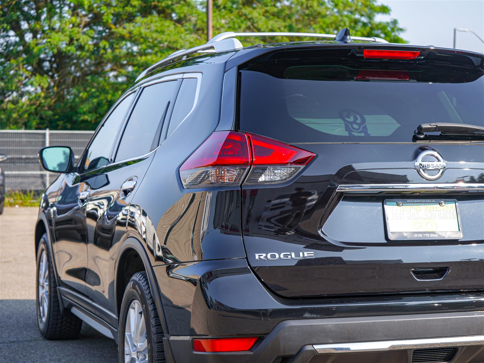 used 2020 Nissan Rogue car, priced at $22,392