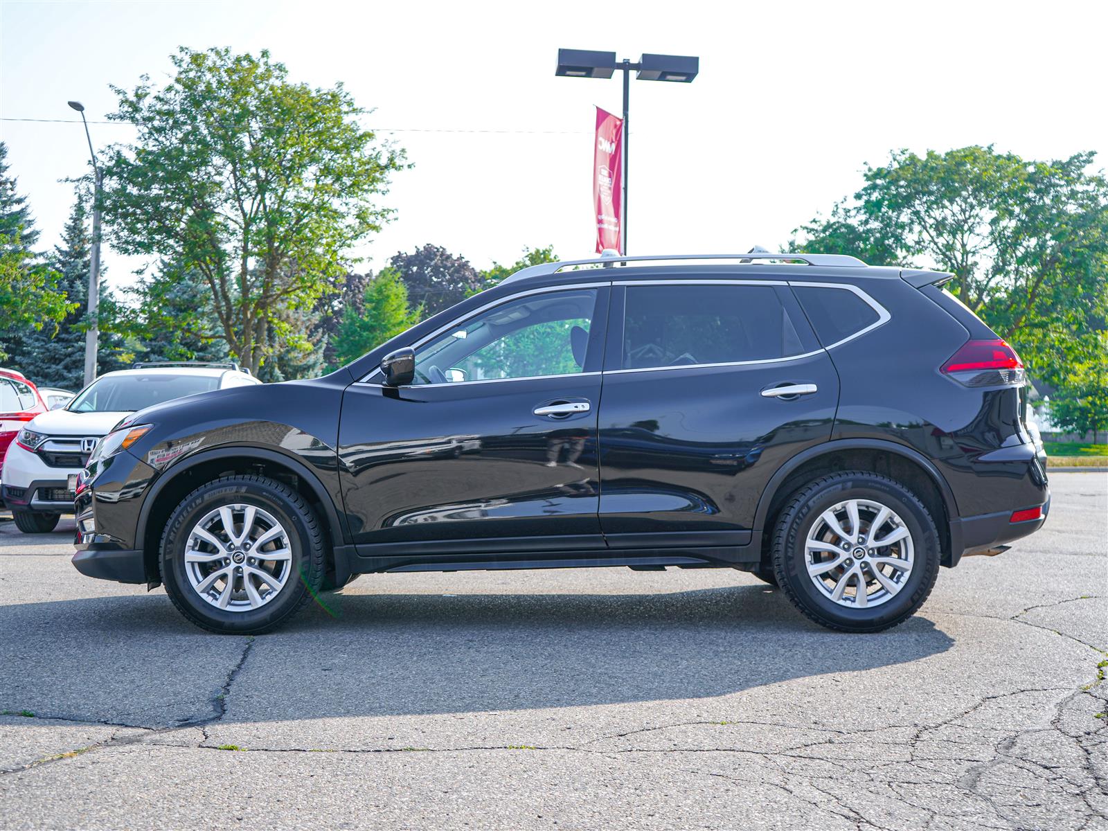 used 2020 Nissan Rogue car, priced at $22,392