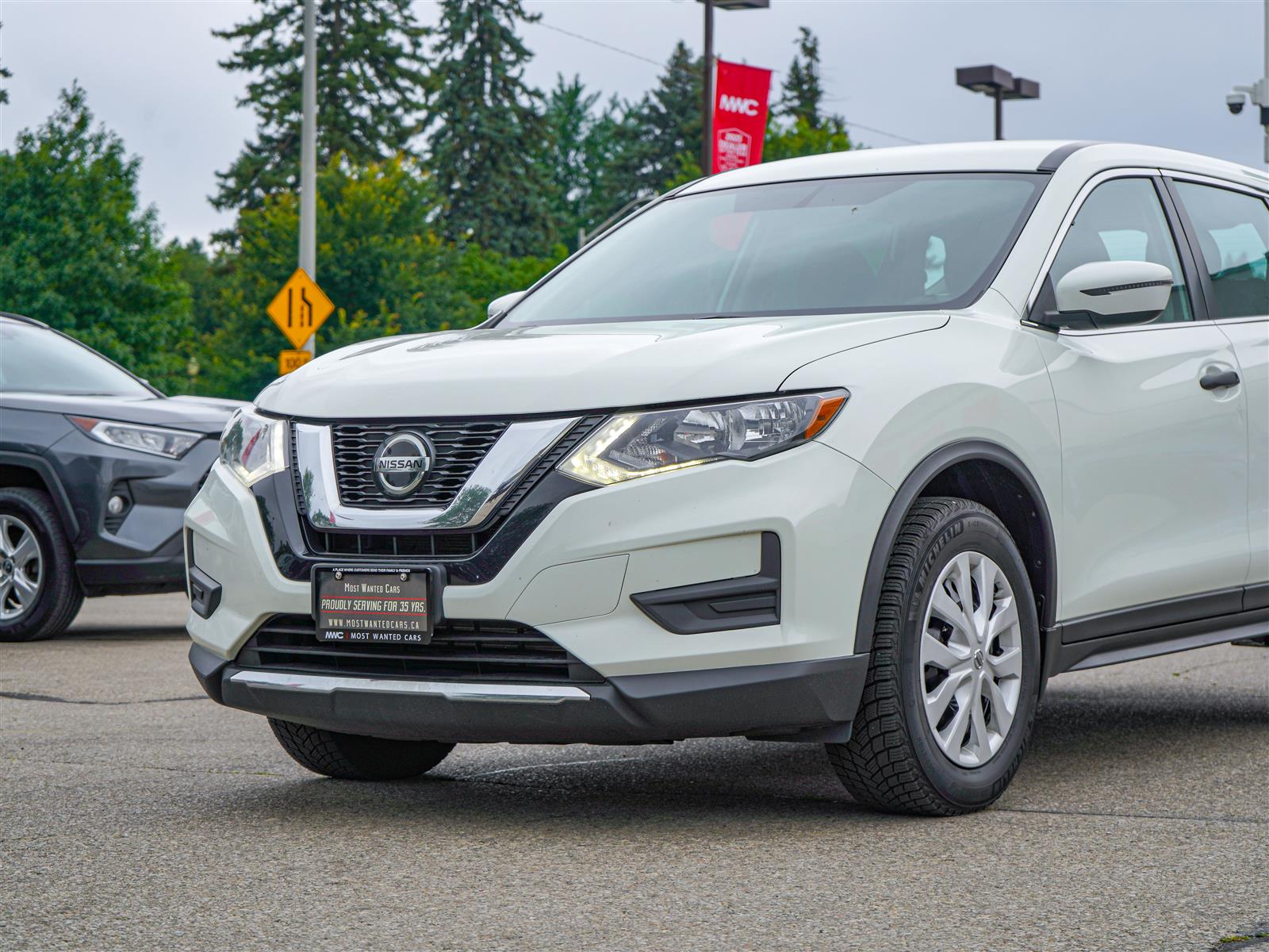 used 2019 Nissan Rogue car, priced at $18,592