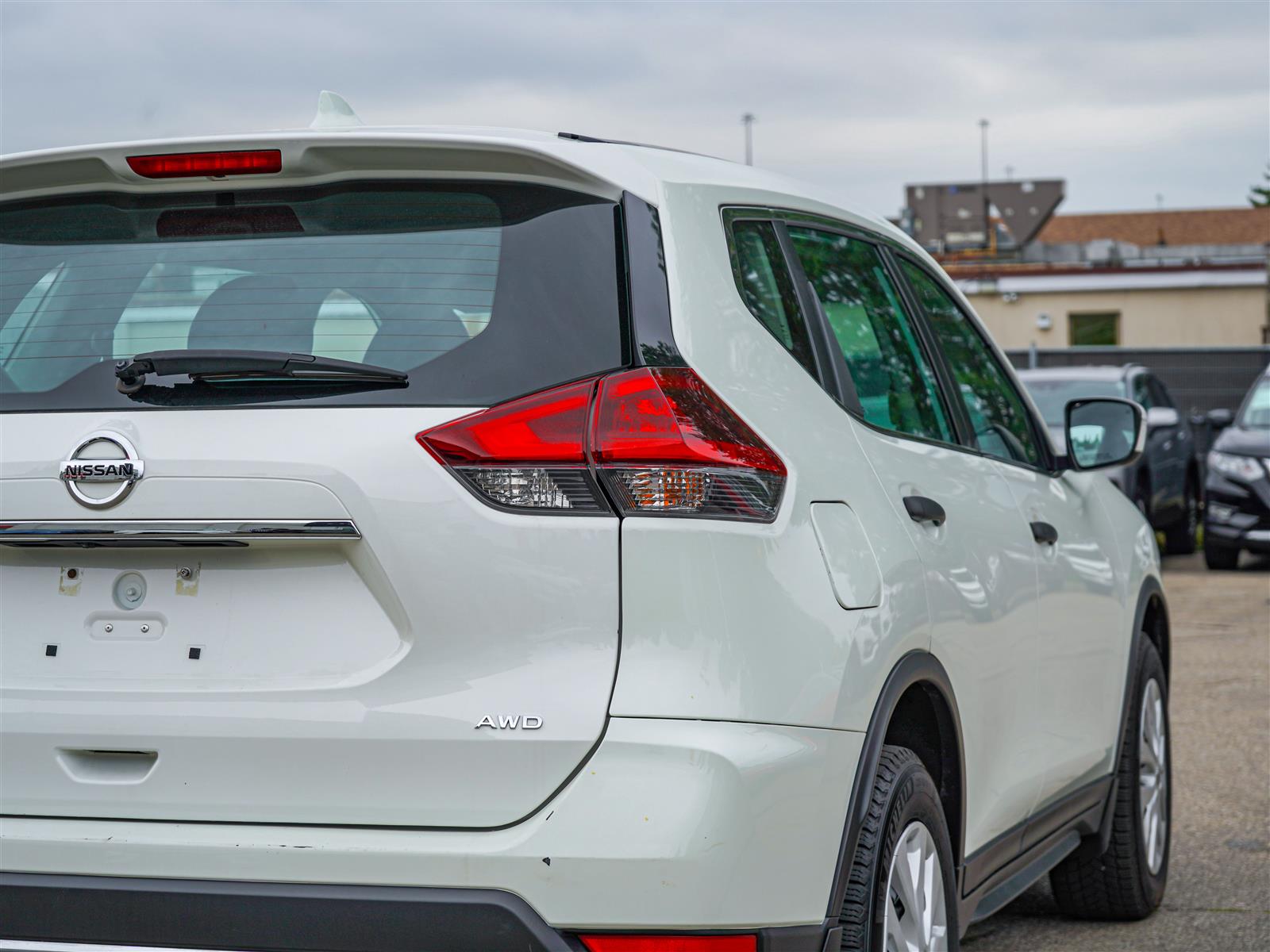 used 2019 Nissan Rogue car, priced at $18,592